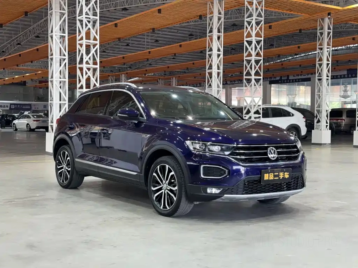 VOLKSWAGEN T-ROC
