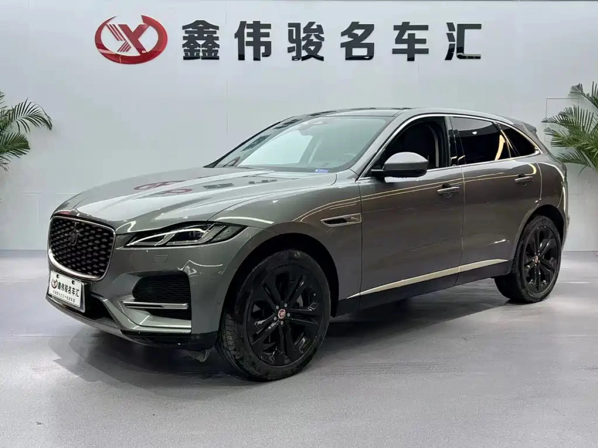 JAGUAR F-PACE