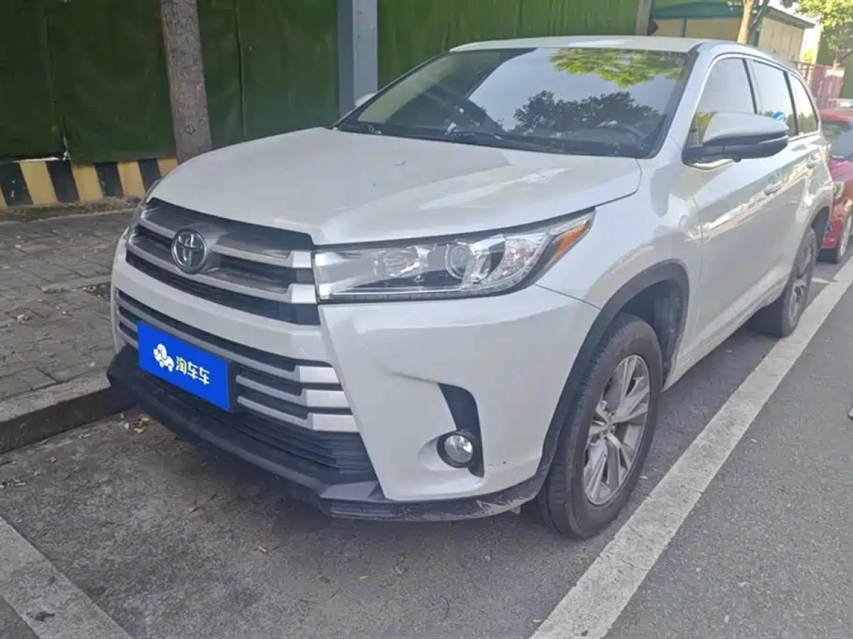 TOYOTA HIGHLANDER  2021