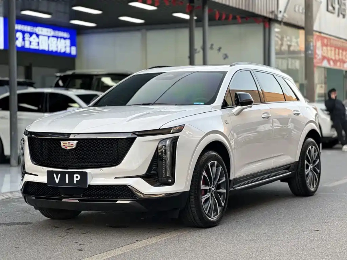 CADILLAC XT5