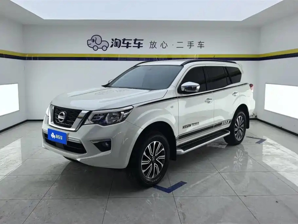 NISSAN TERRA