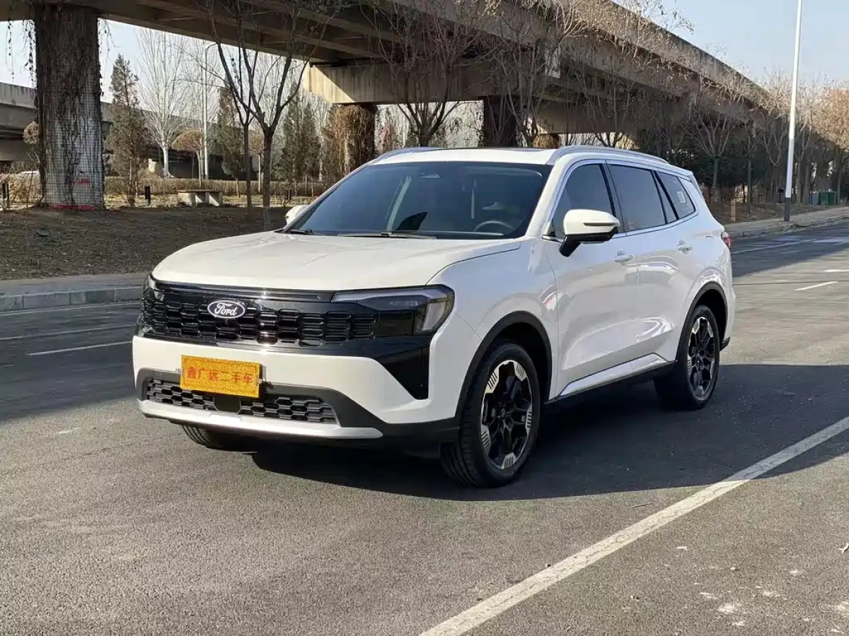 FORD EQUATOR SPORT  2025