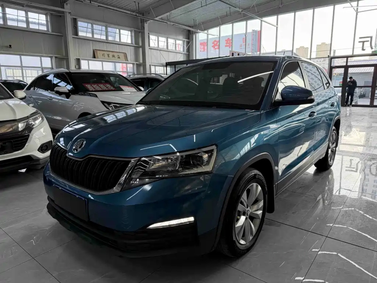 SKODA KAMIQ  2021