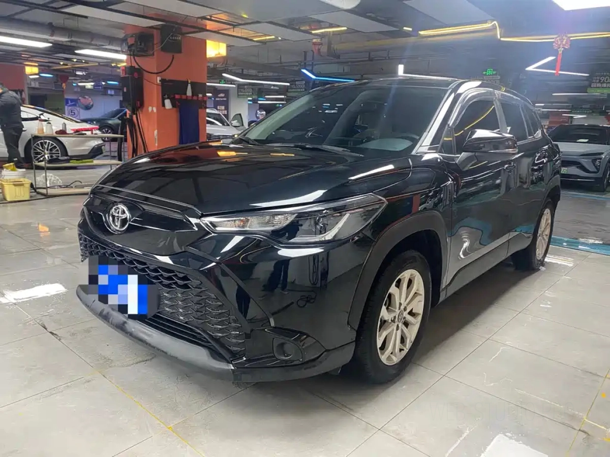 TOYOTA COROLLA CROSS  2024