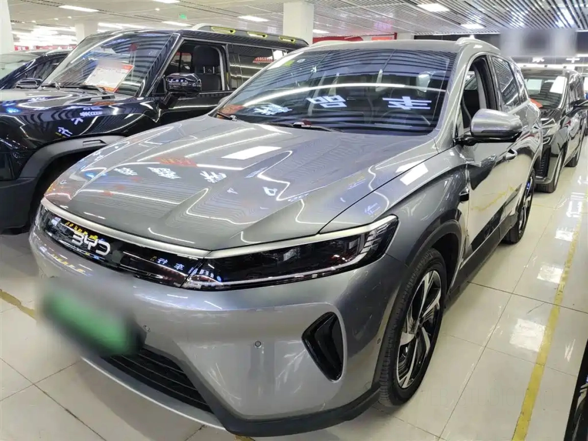 BYD SEALION 05 DM-I  2025