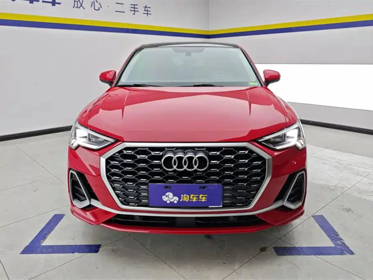 AUDI Q3 SPORTBACK