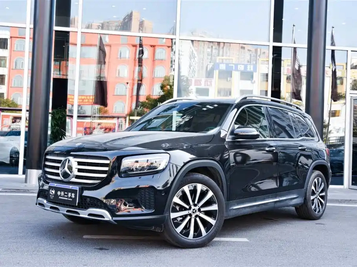 MERCEDES-BENZ GLB