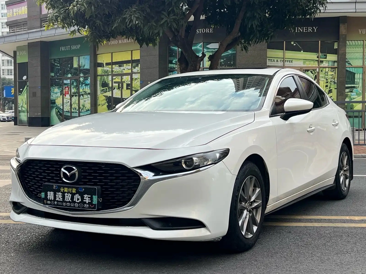 MAZDA 3 AXELA
