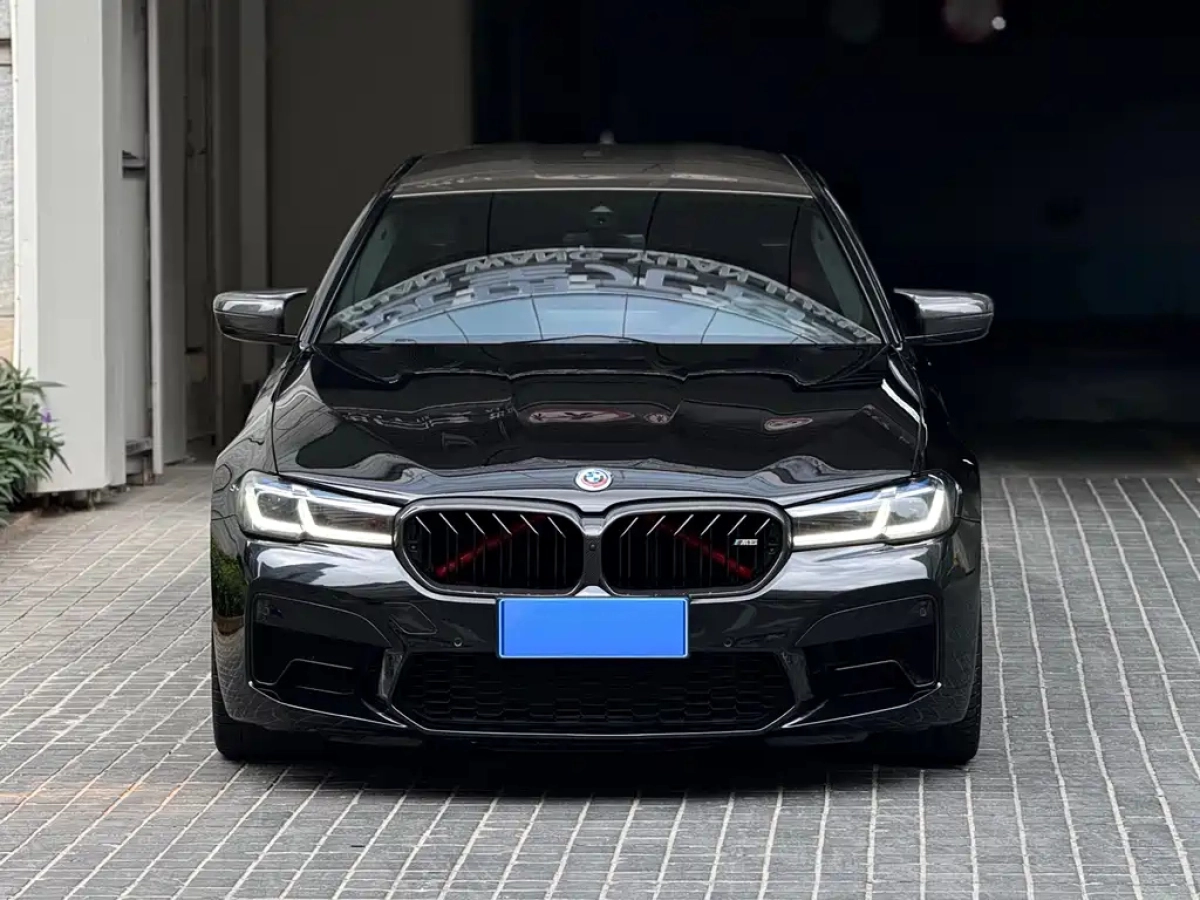 BMW M5