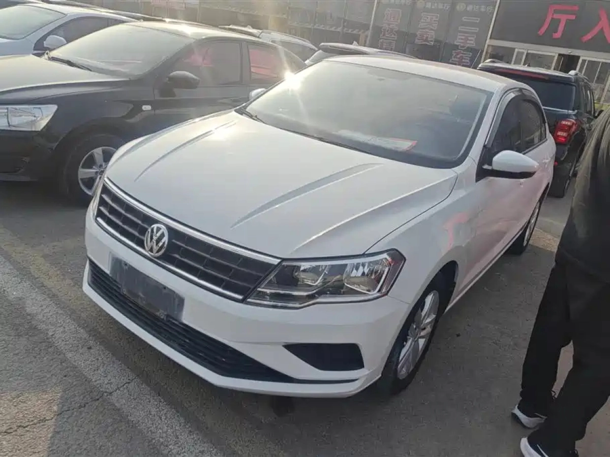 VOLKSWAGEN JETTA  2019