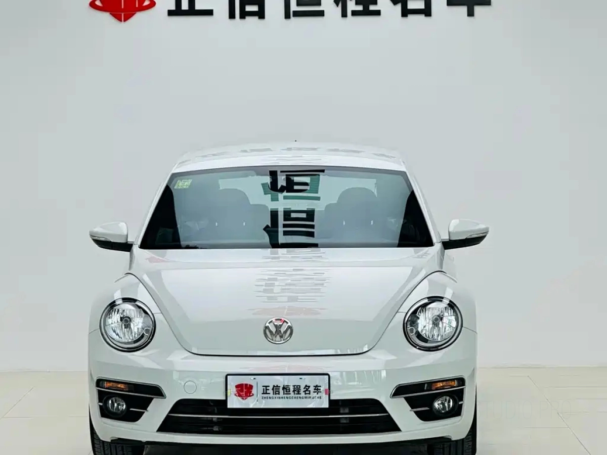 VOLKSWAGEN BEETLE