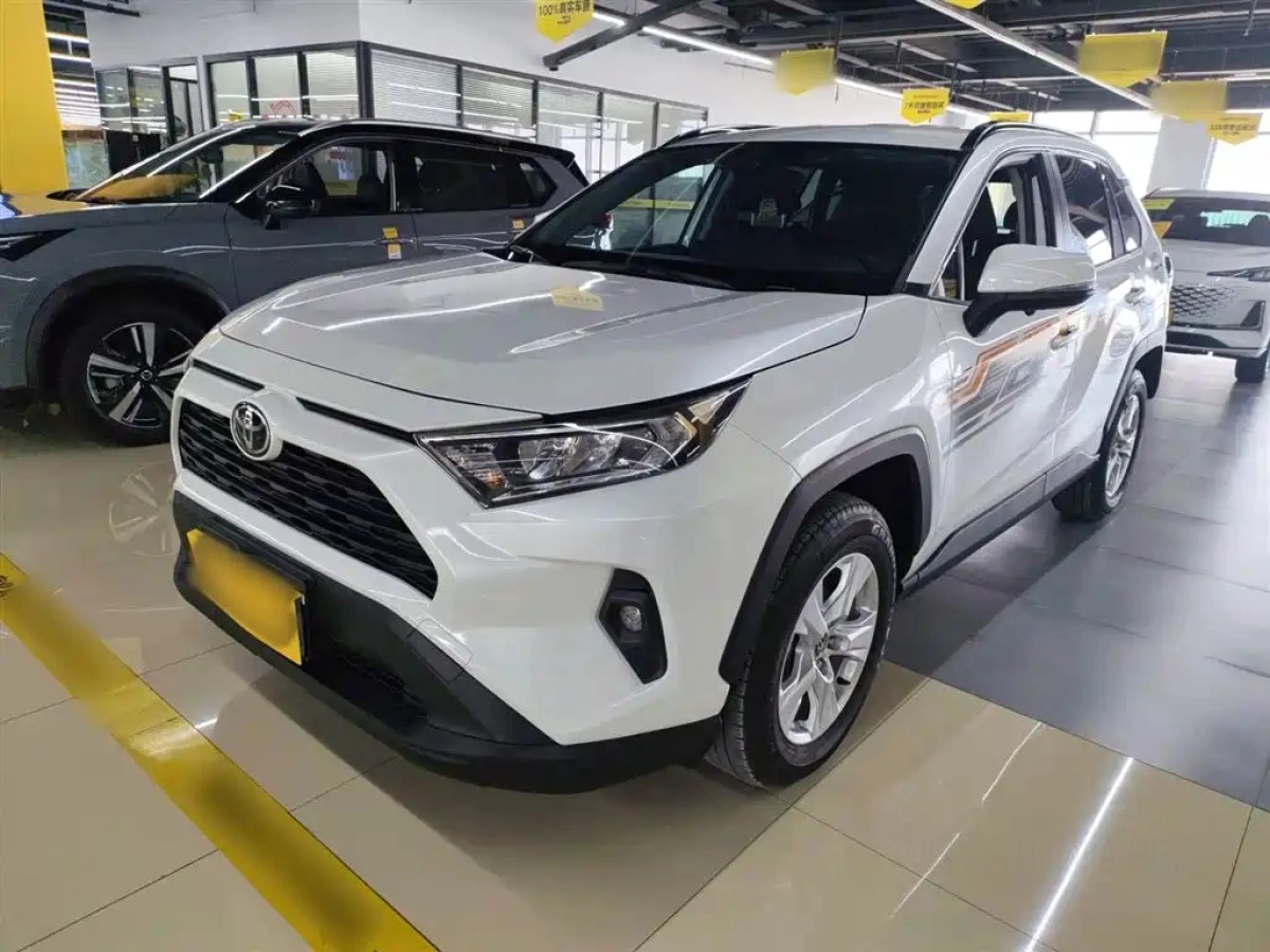 TOYOTA RAV4