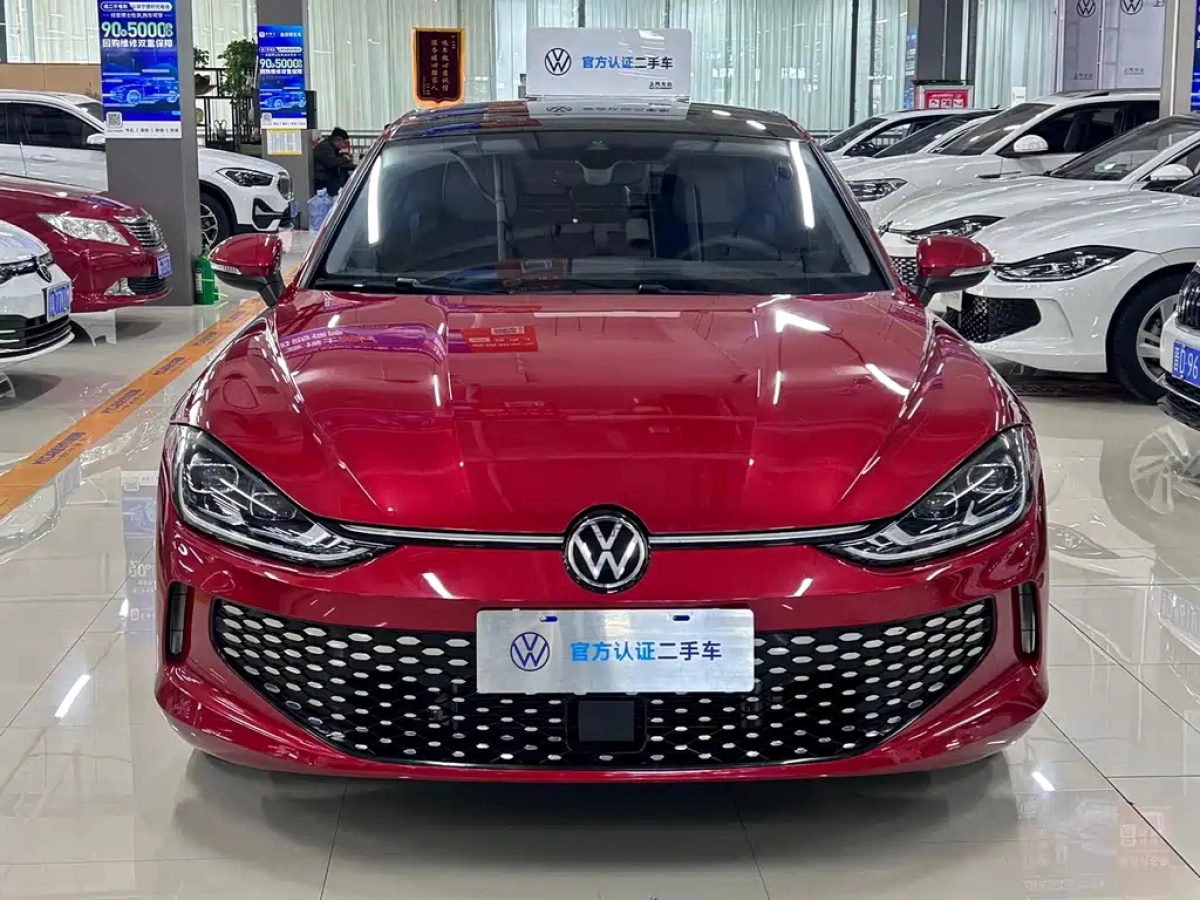VOLKSWAGEN LAMANDO