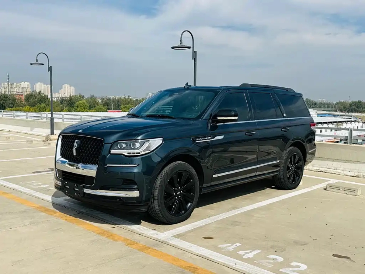 LINCOLN NAVIGATOR
