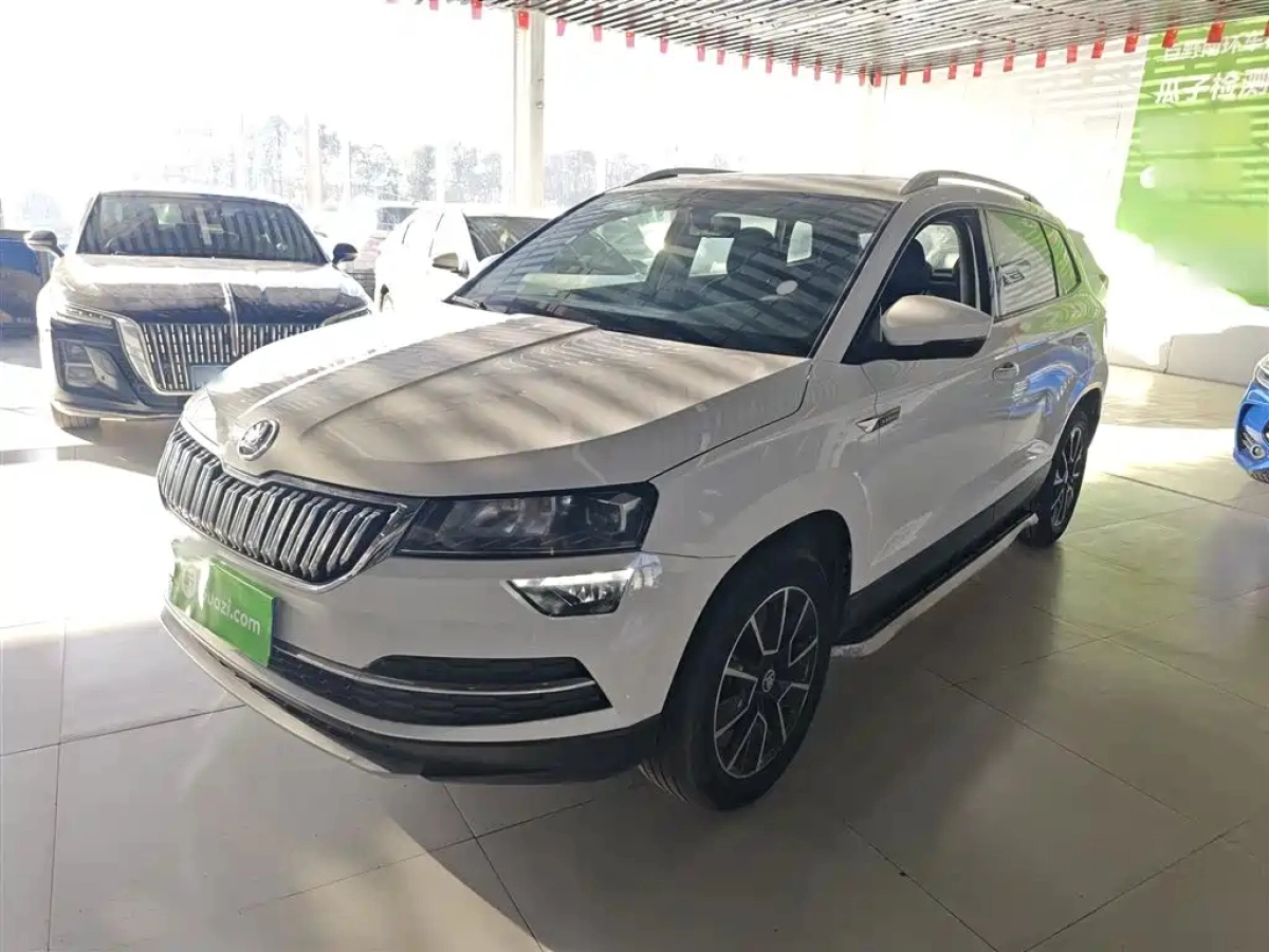 SKODA KAROQ  2019