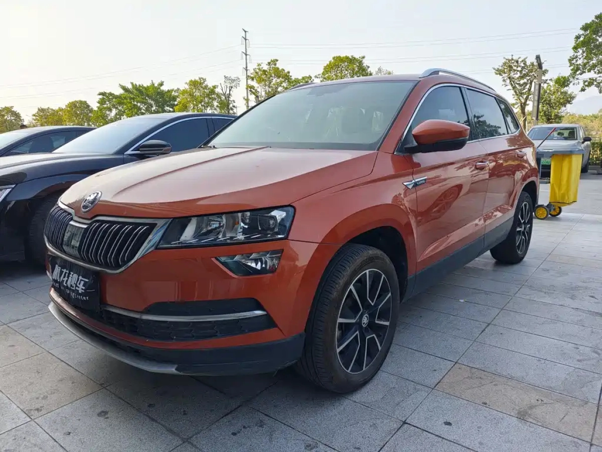 SKODA KAROQ  2019