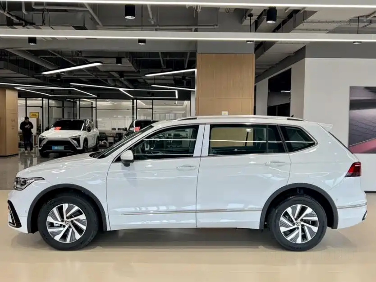 VOLKSWAGEN TIGUAN L NEW ENERGY