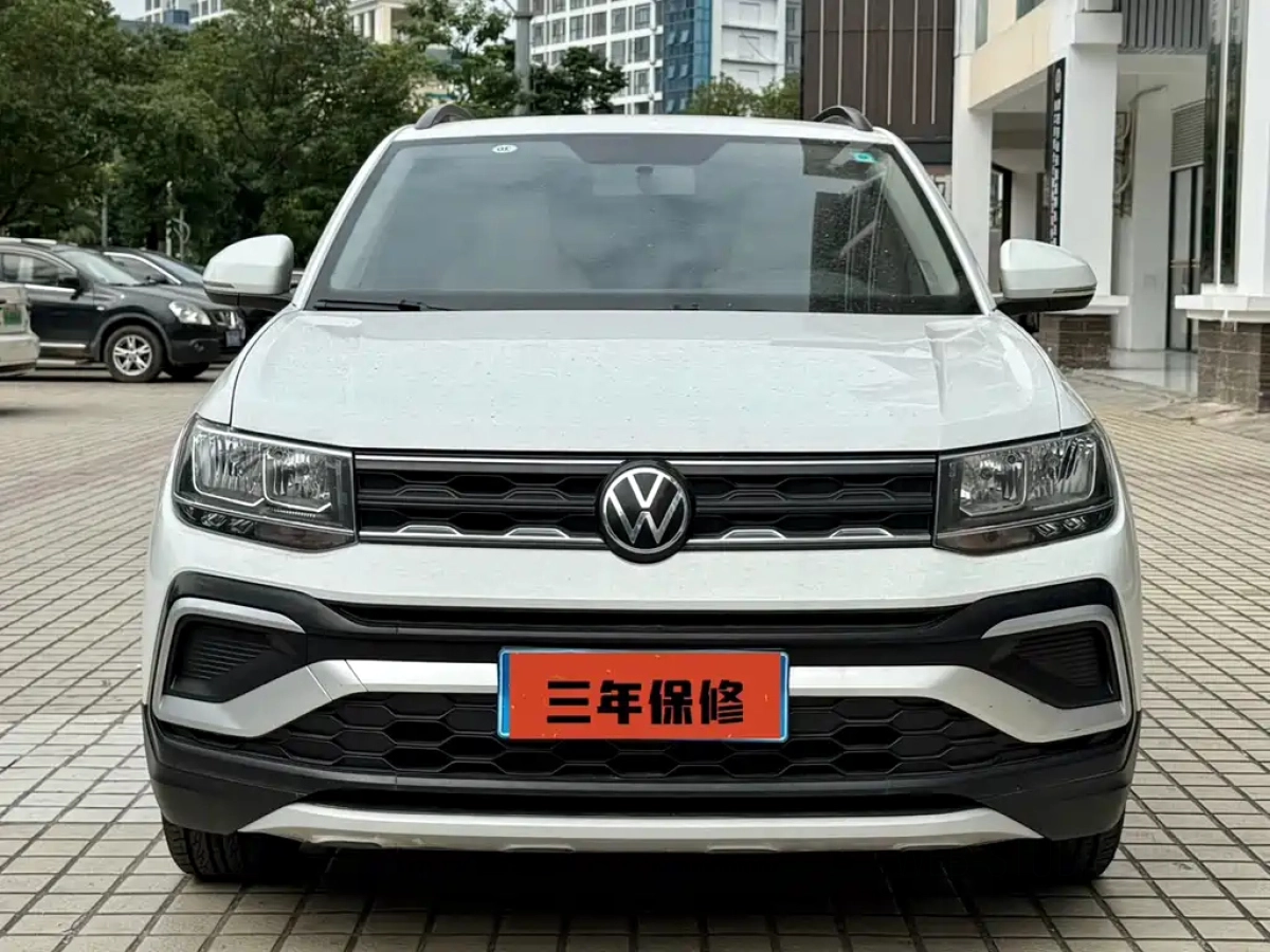 VOLKSWAGEN T-CROSS