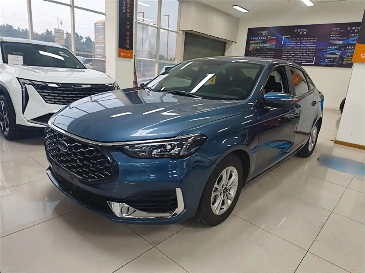 FORD FOCUS CLASSIC  2022