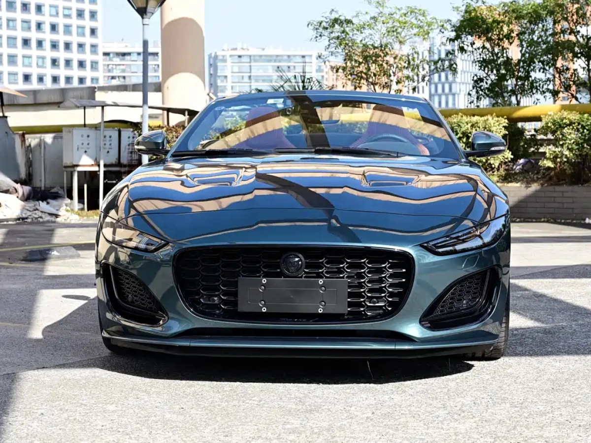 JAGUAR F-TYPE