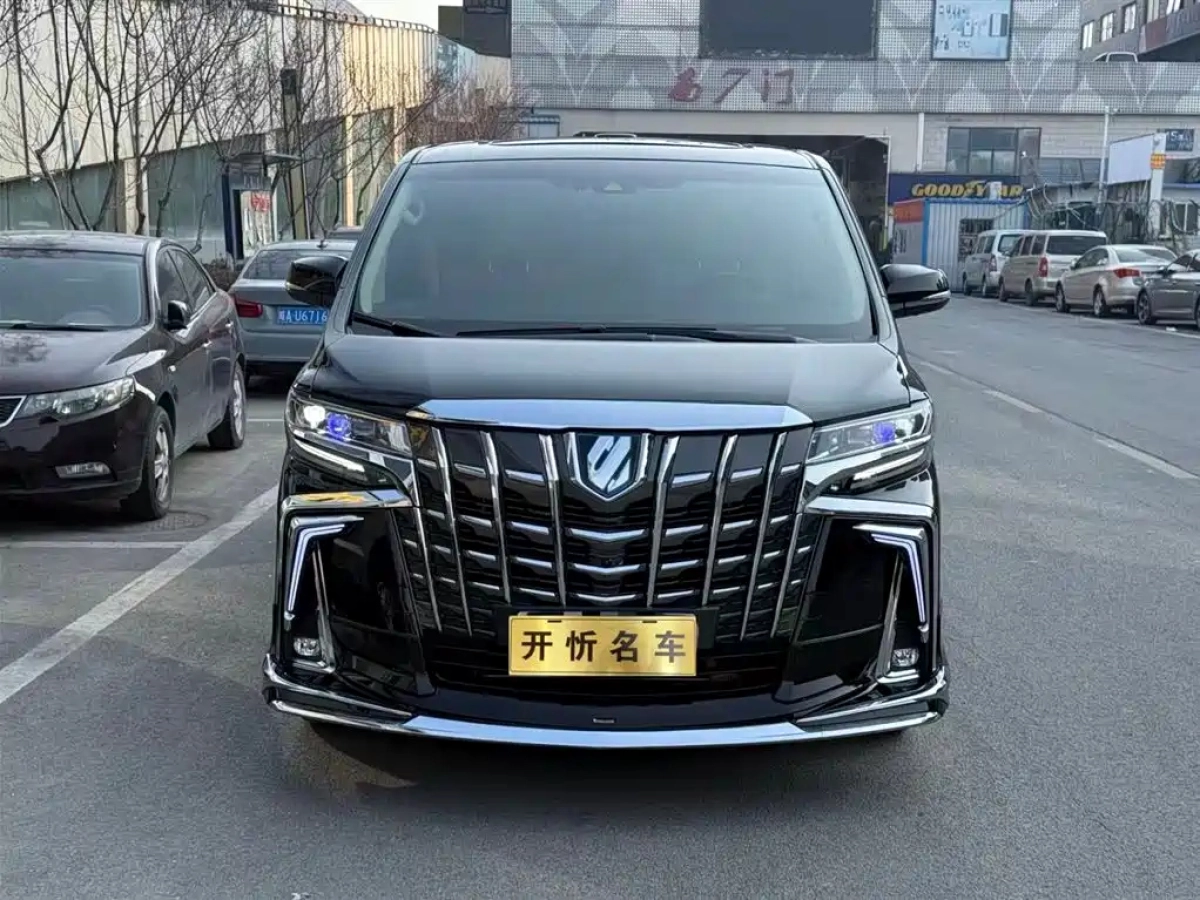 TOYOTA VELLFIRE