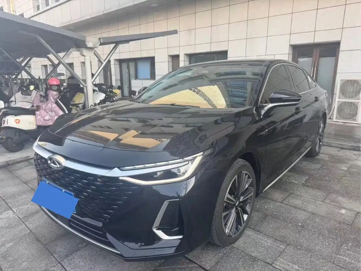 CHERY ARRIZO 8  2025