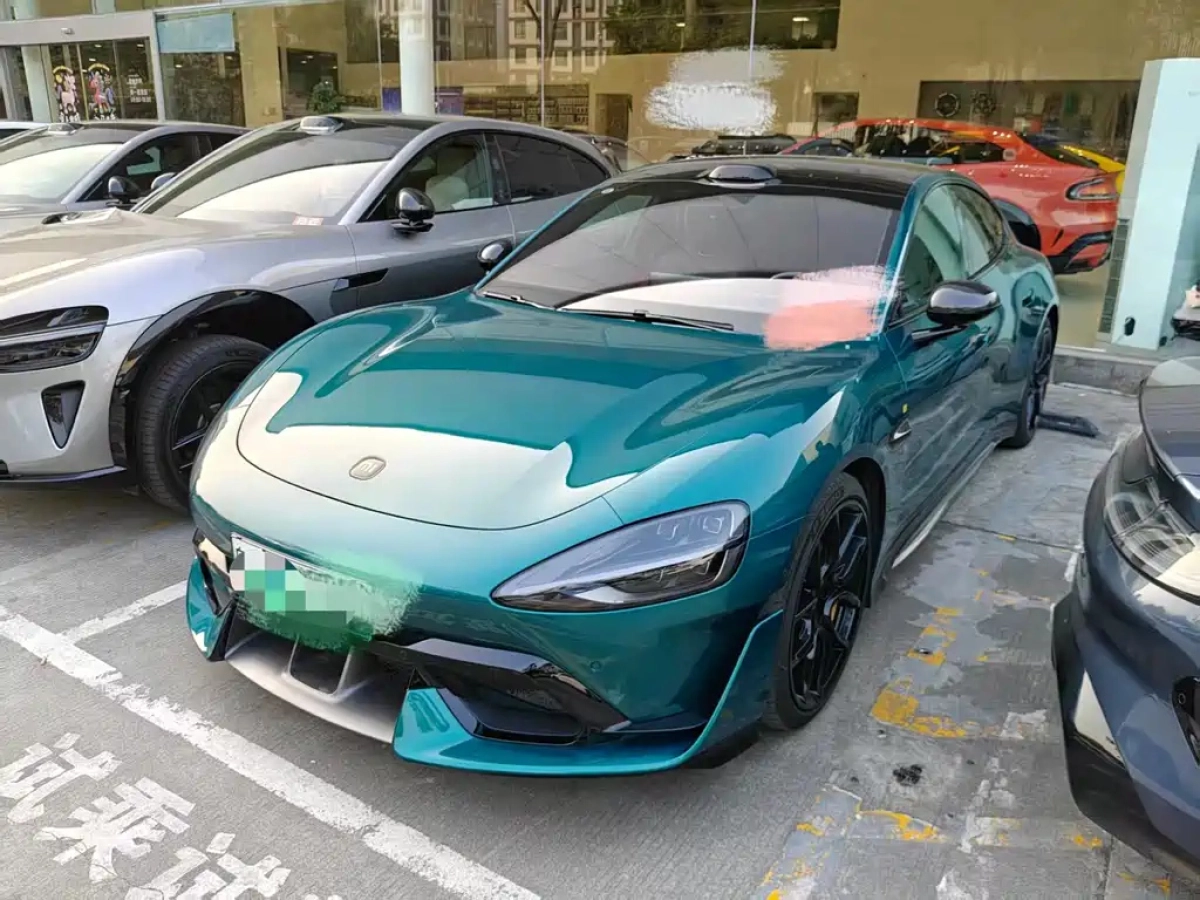 XIAOMI AUTO SU7 ULTRA  2025