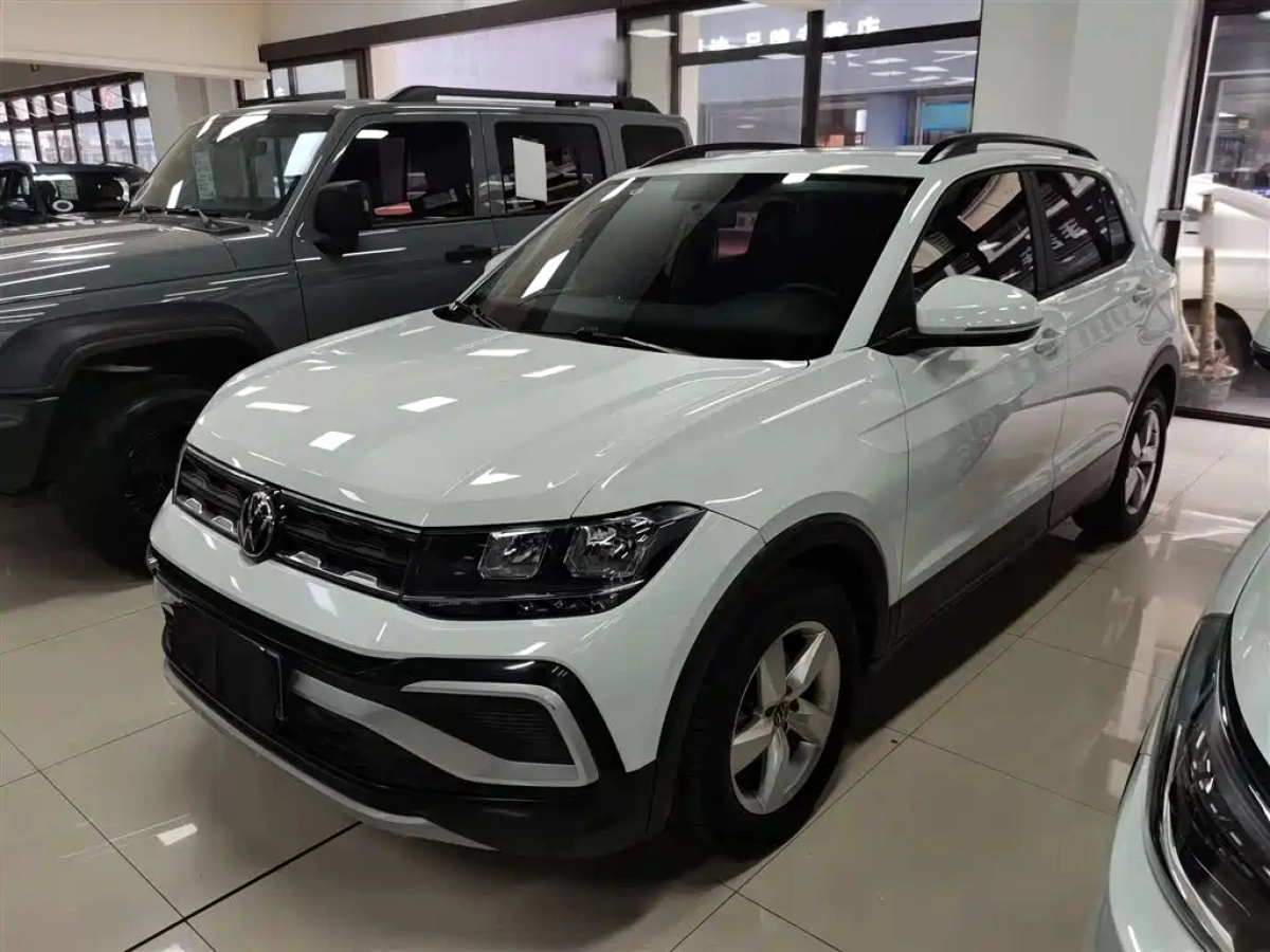 VOLKSWAGEN T-CROSS  2023