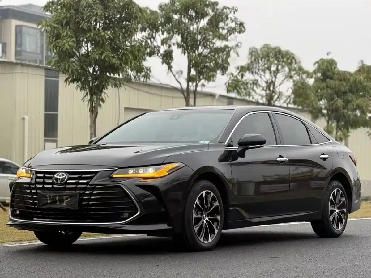 TOYOTA AVALON  2024