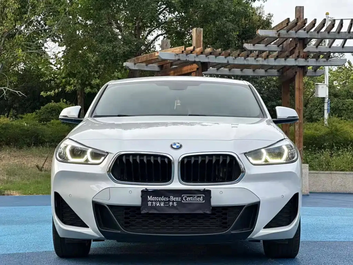 BMW X2
