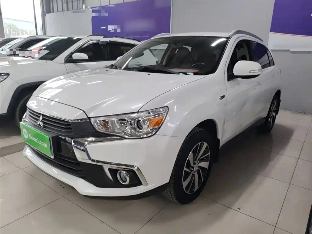MITSUBISHI ASX  2020