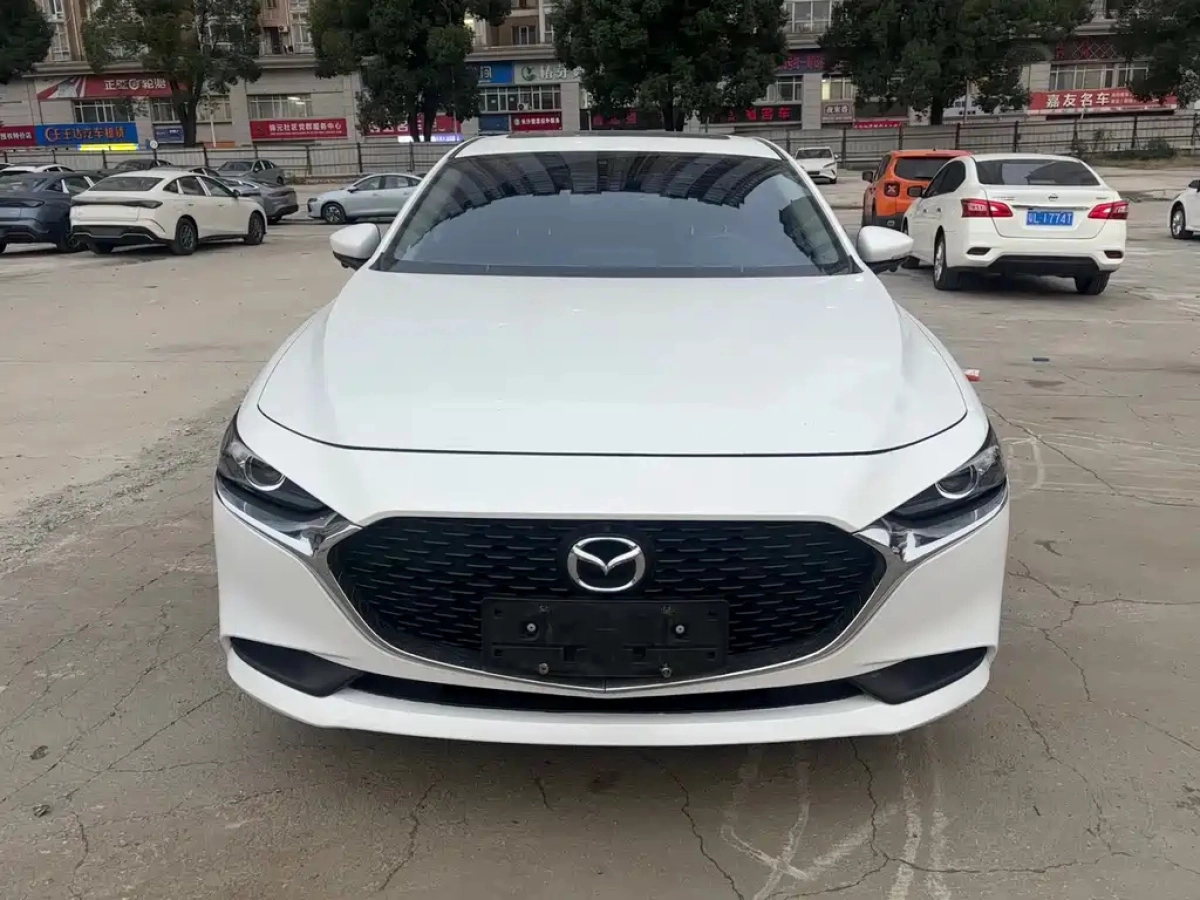 MAZDA 3 AXELA