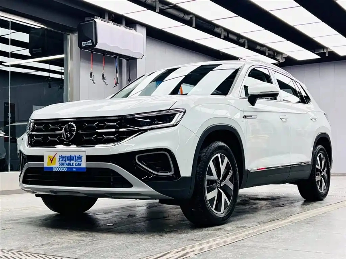 VOLKSWAGEN TAYRON  2026