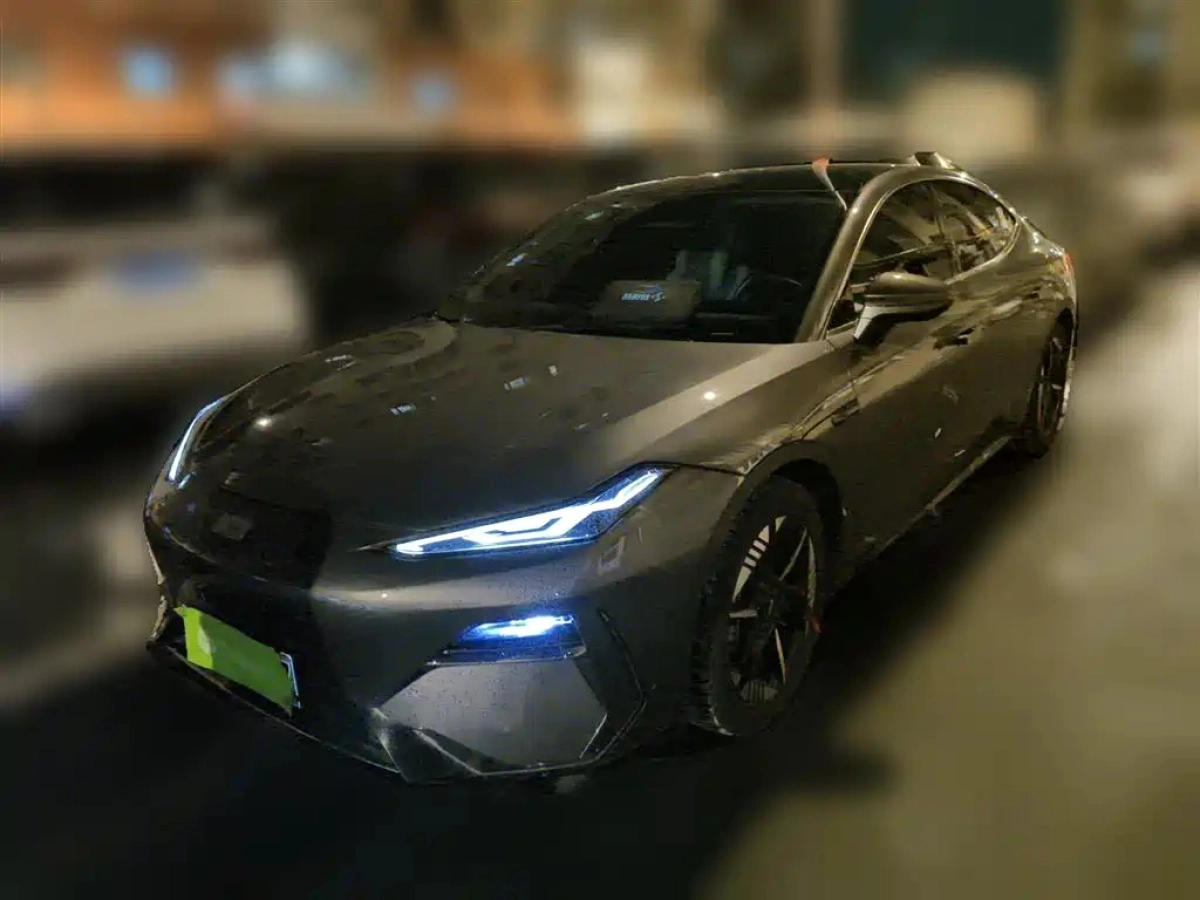 GEELY GALAXY GALAXY E8  2025