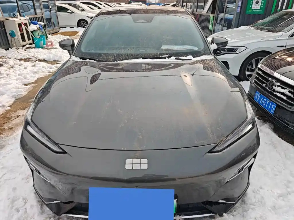 GEELY GALAXY GALAXY E8