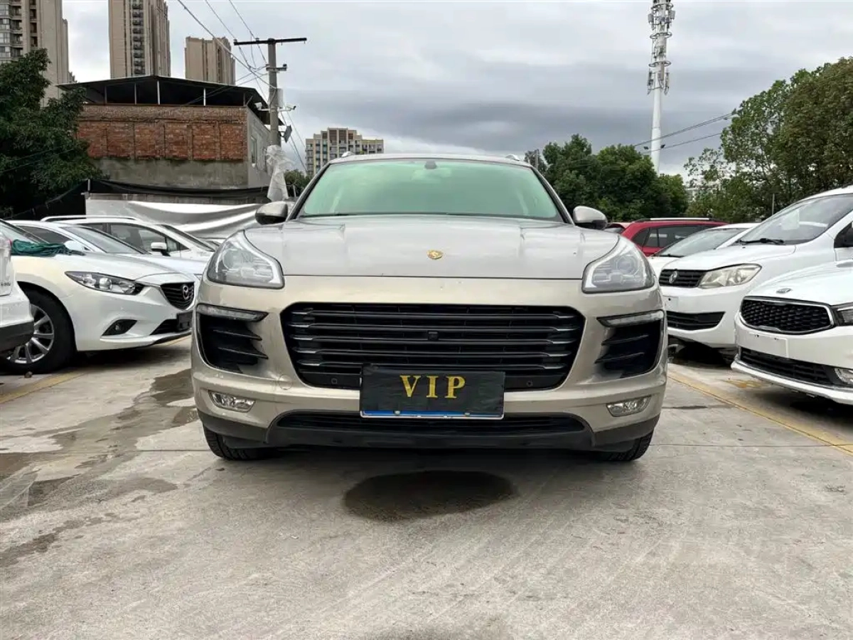 ZOTYE SR9