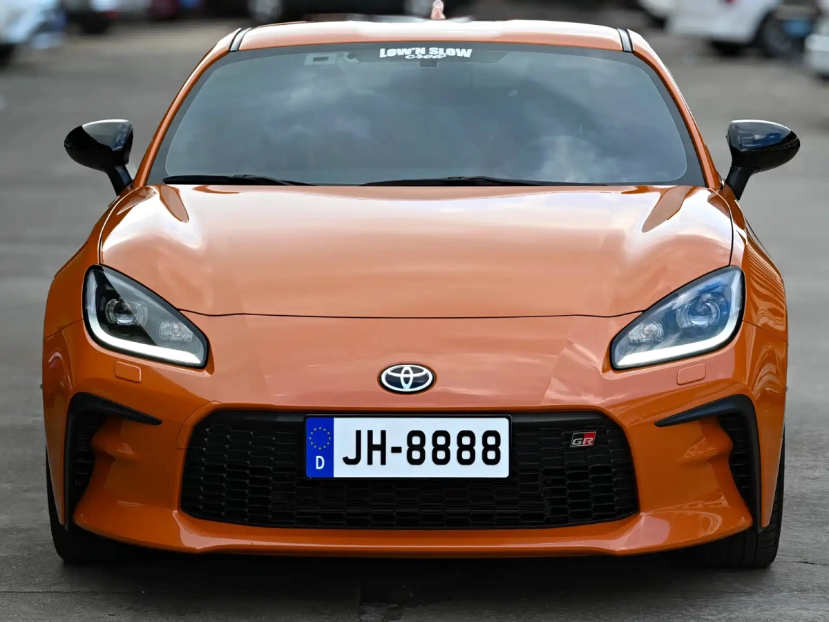 TOYOTA 86  2024