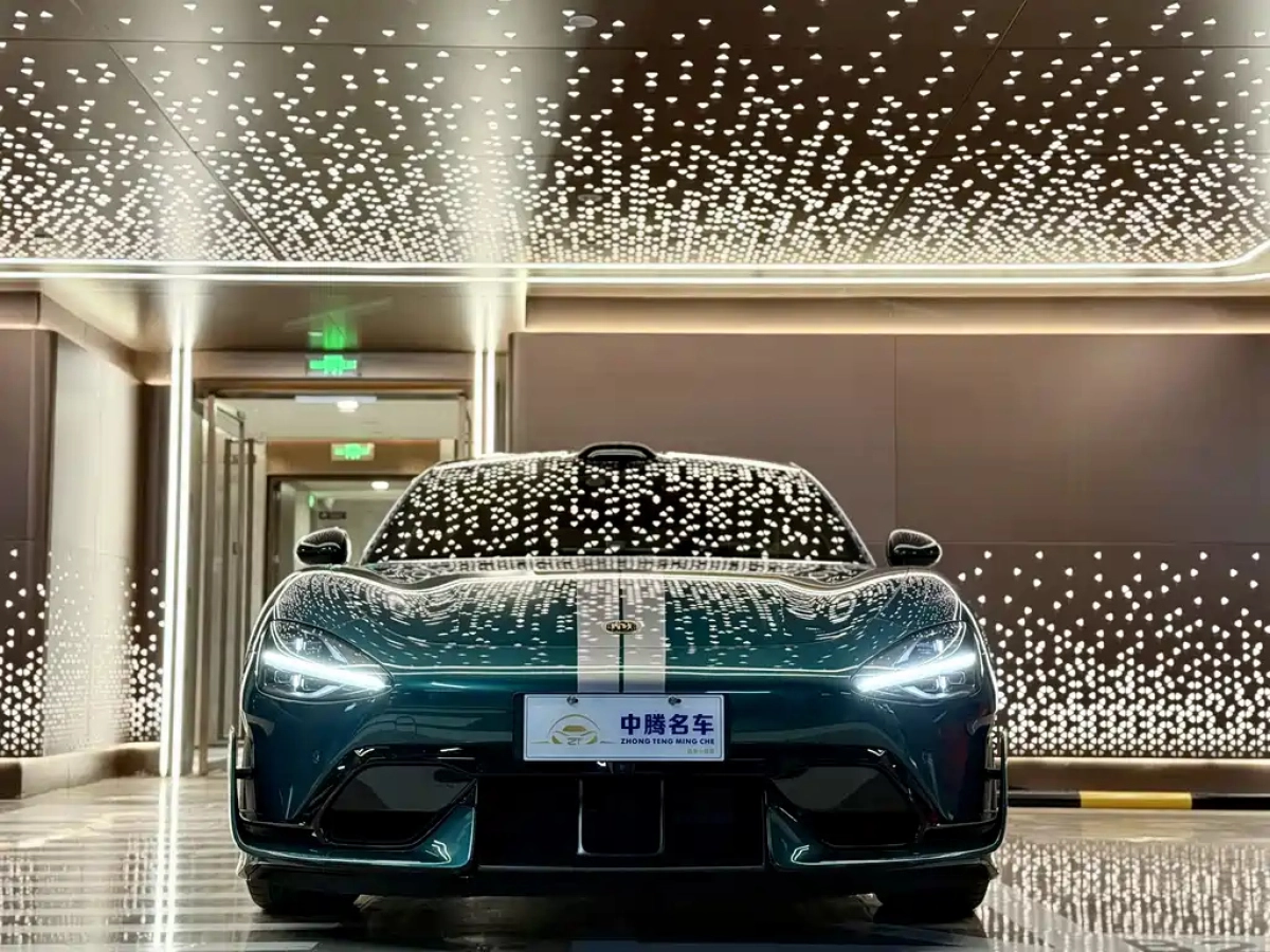 XIAOMI AUTO SU7 ULTRA