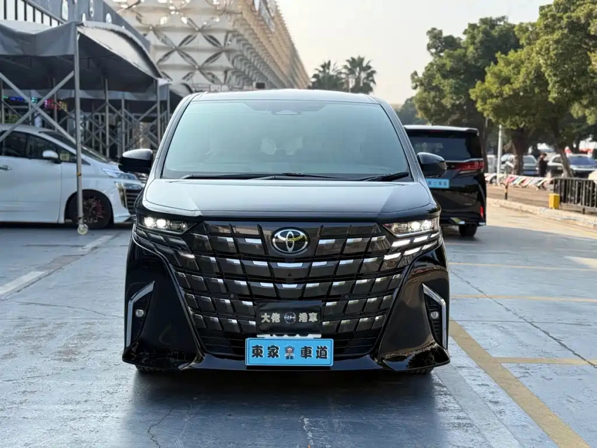 TOYOTA ALPHARD