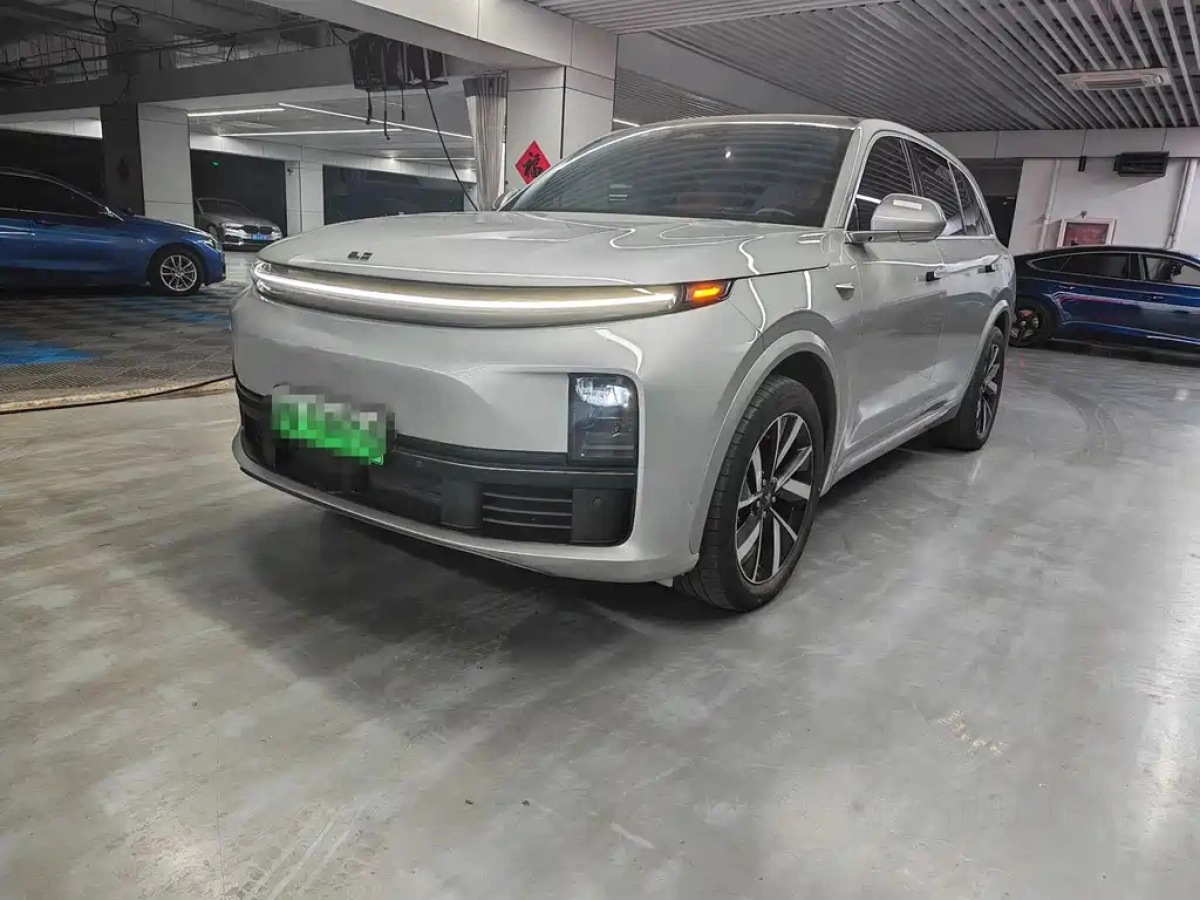 LI AUTO L7  2023