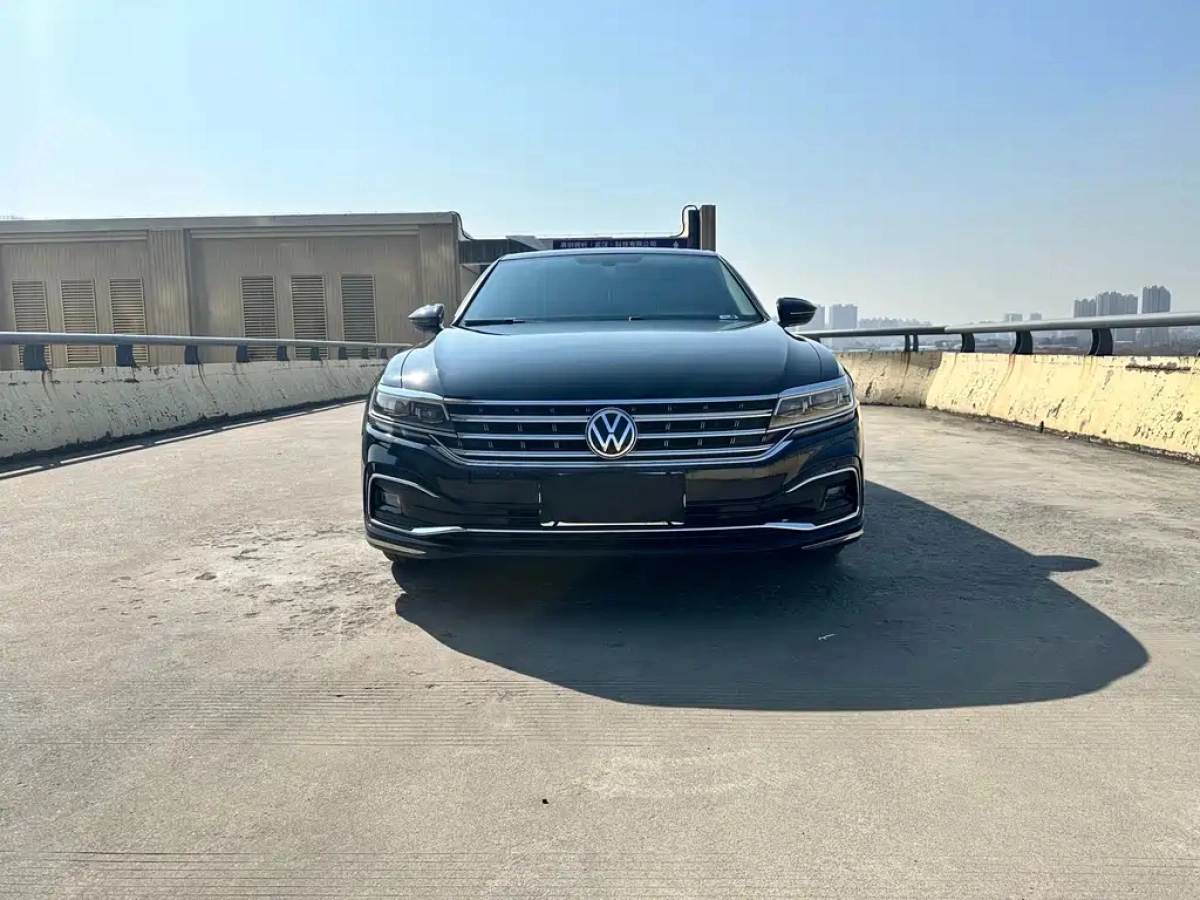 VOLKSWAGEN PHIDEON