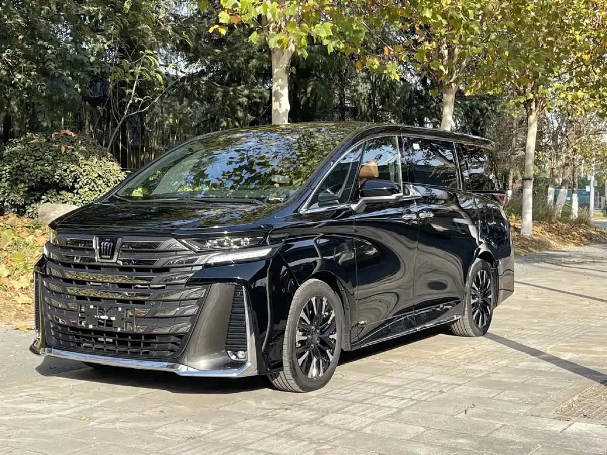 TOYOTA VELLFIRE  2024