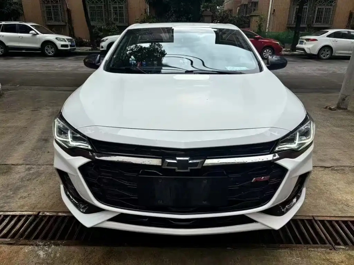 CHEVROLET CRUZE