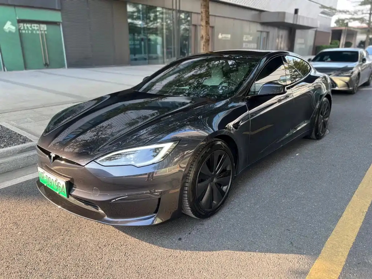 TESLA MODEL S