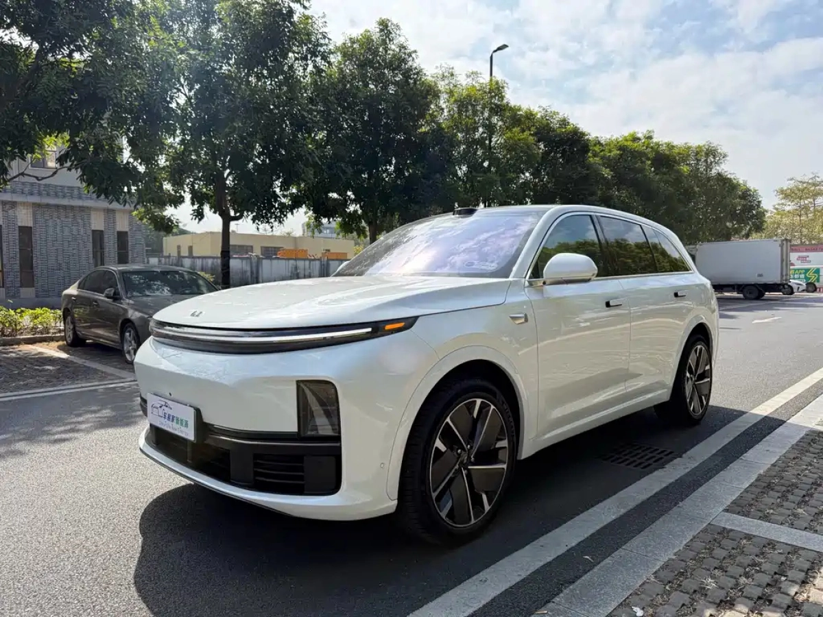 LI AUTO L7
