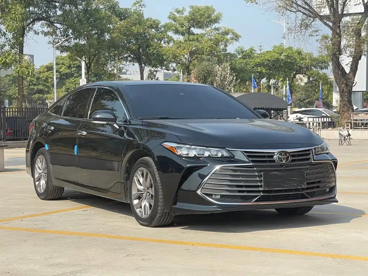 TOYOTA AVALON