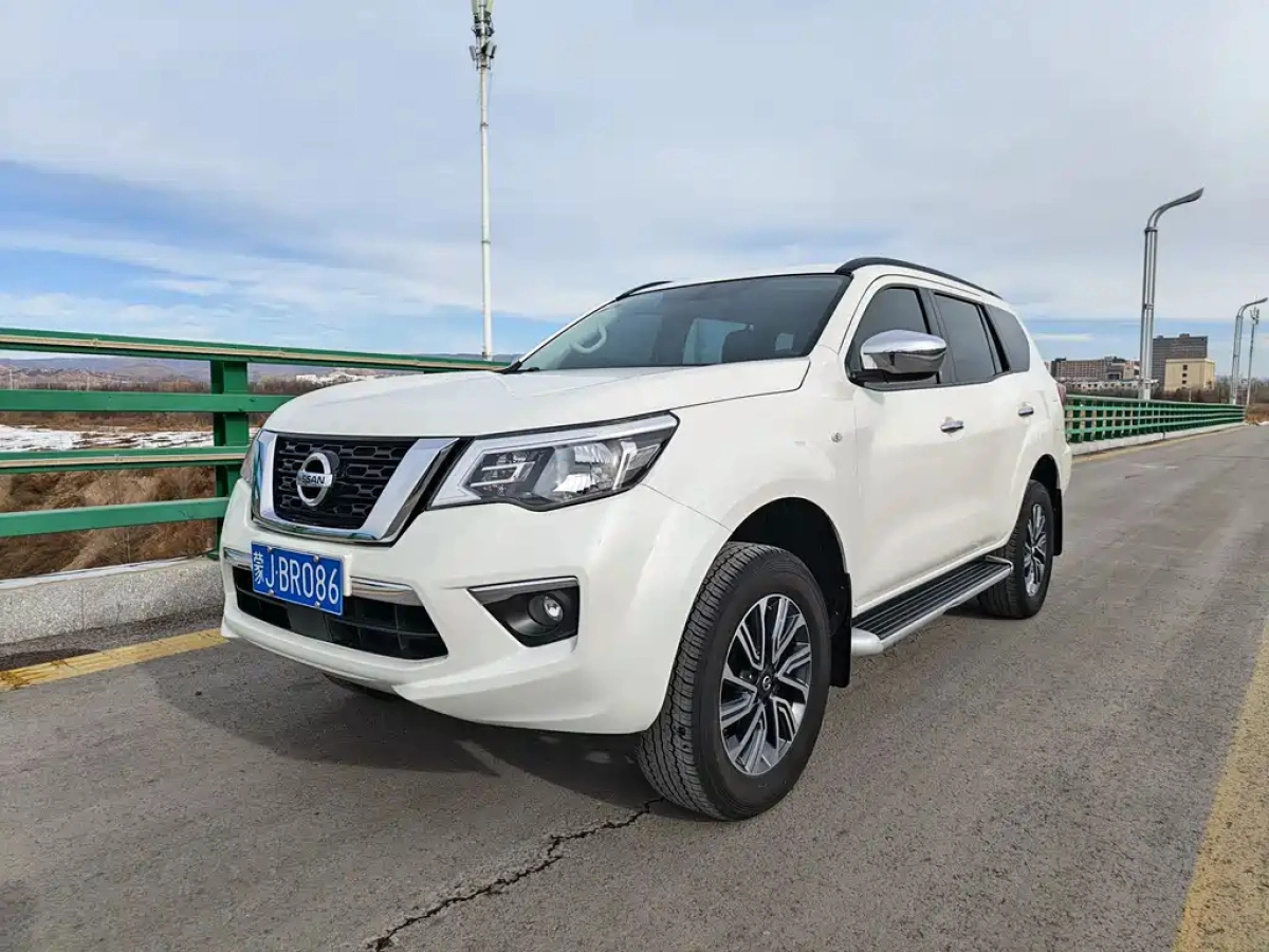 NISSAN TERRA