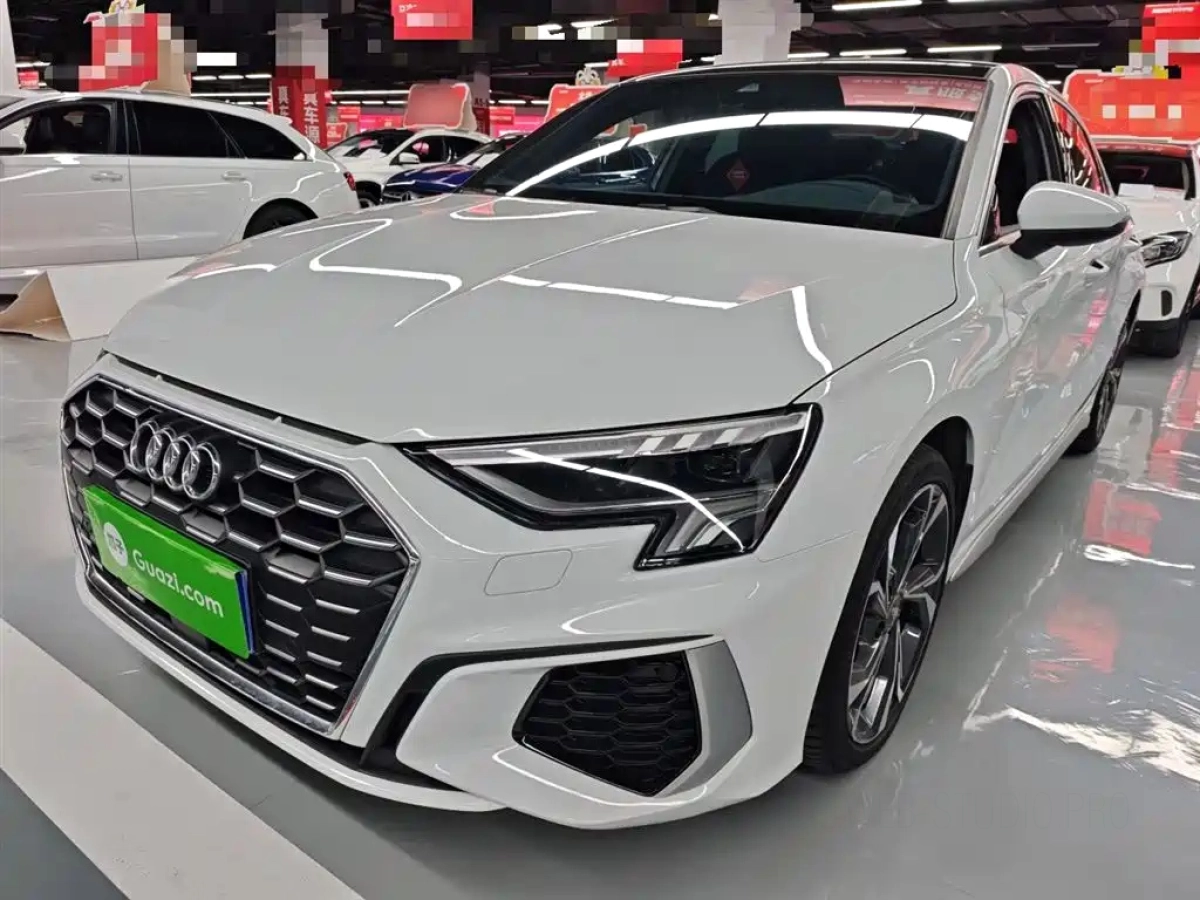 AUDI A3  2021