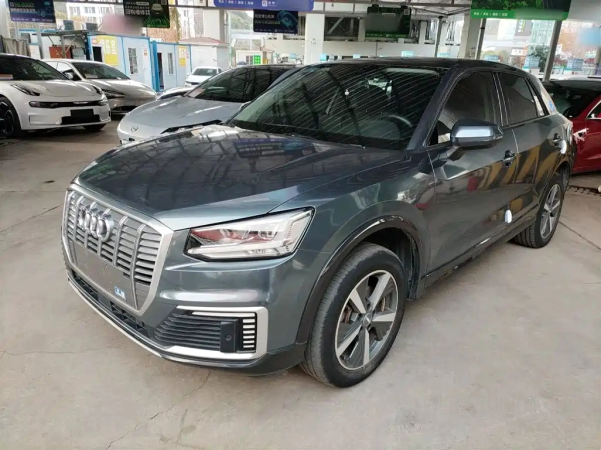 AUDI Q2L E-TRON  2021