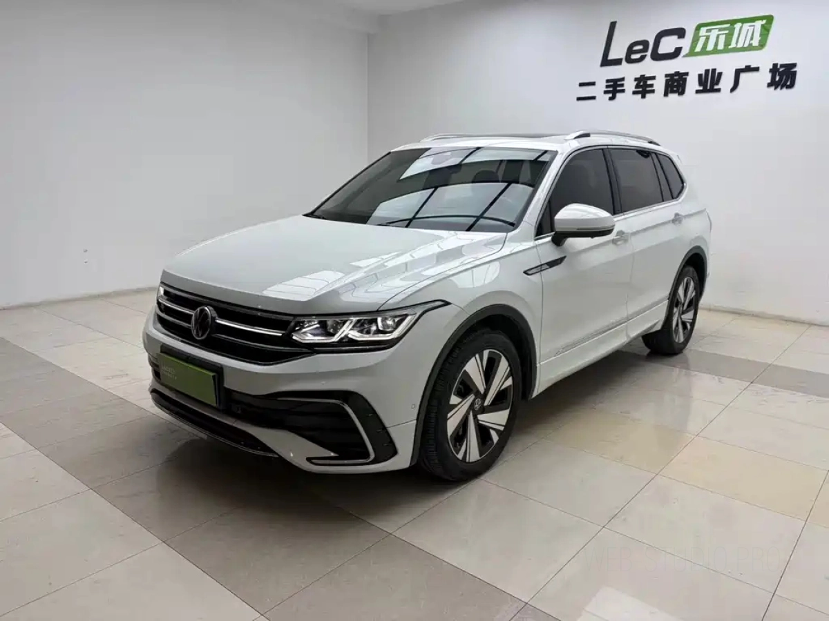 VOLKSWAGEN TIGUAN L  2023